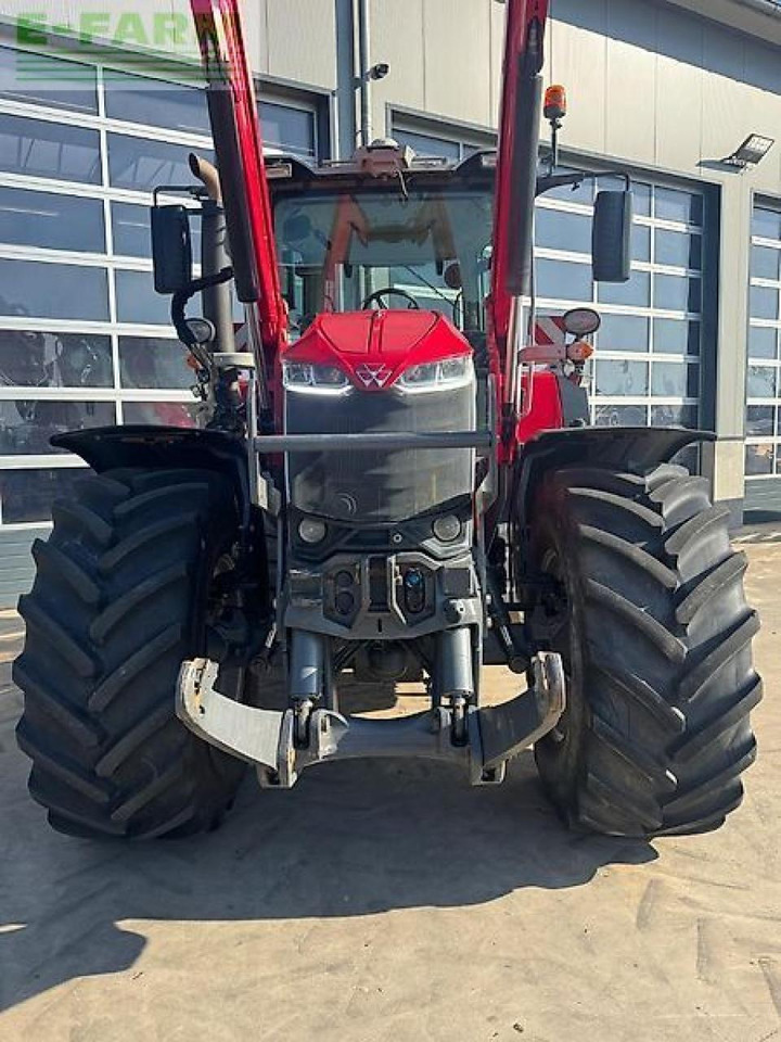 Massey Ferguson 8 s.245 - Traktor: bilde 2 Massey Ferguson 8 s.245 - Traktor: bilde 2