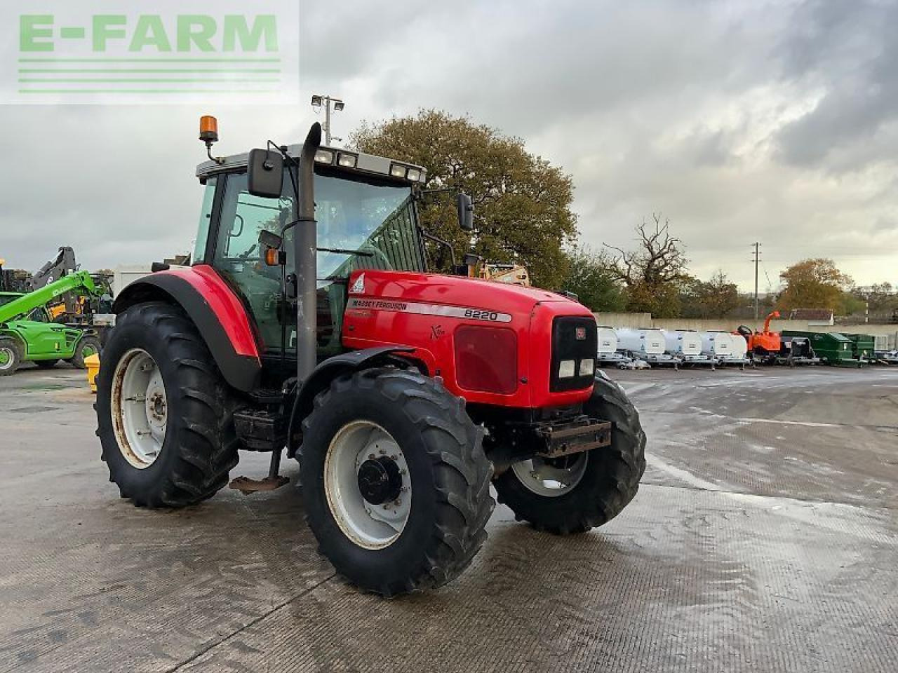 Massey Ferguson 8220 xtra power control tractor (st24304) Xtra - Traktor: bilde 2 Massey Ferguson 8220 xtra power control tractor (st24304) Xtra - Traktor: bilde 2
