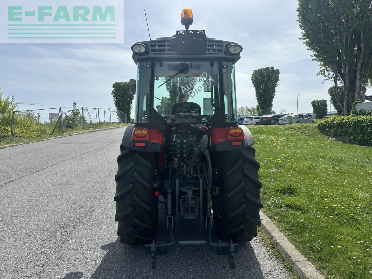 Massey Ferguson mf 3708 - Traktor: bilde 5 Massey Ferguson mf 3708 - Traktor: bilde 5