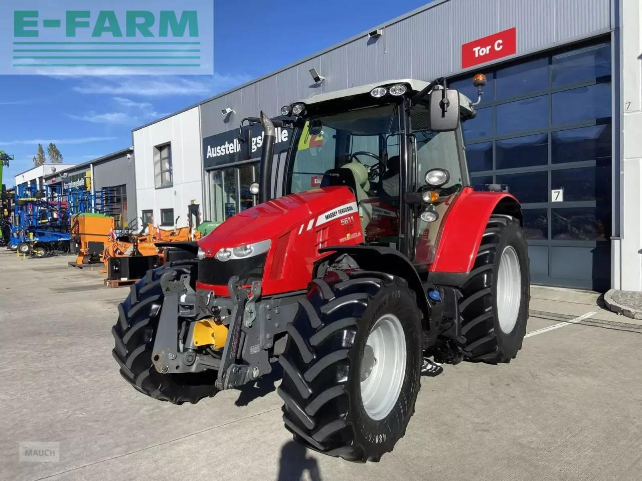 Massey Ferguson mf 5611 dyna-4 essential Essential - Traktor: bilde 1 Massey Ferguson mf 5611 dyna-4 essential Essential - Traktor: bilde 1