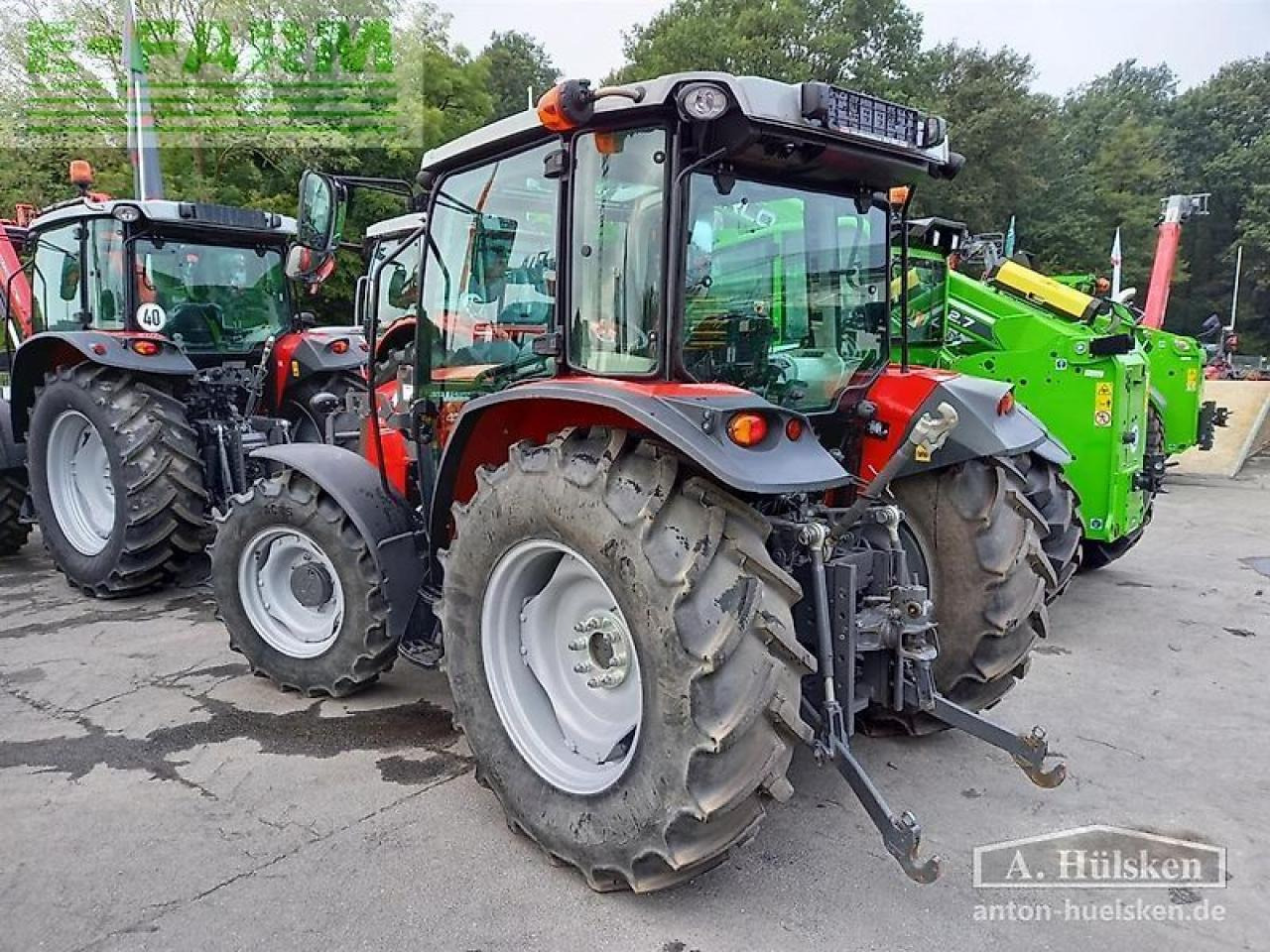 Massey Ferguson mf4707 cab 4wd - Traktor: bilde 3 Massey Ferguson mf4707 cab 4wd - Traktor: bilde 3