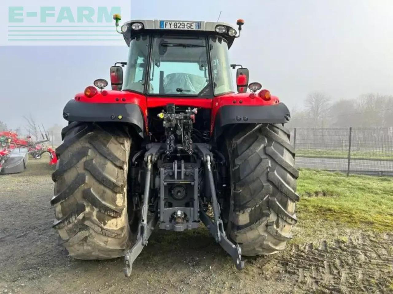 Massey Ferguson mf7724s - Traktor: bilde 5 Massey Ferguson mf7724s - Traktor: bilde 5