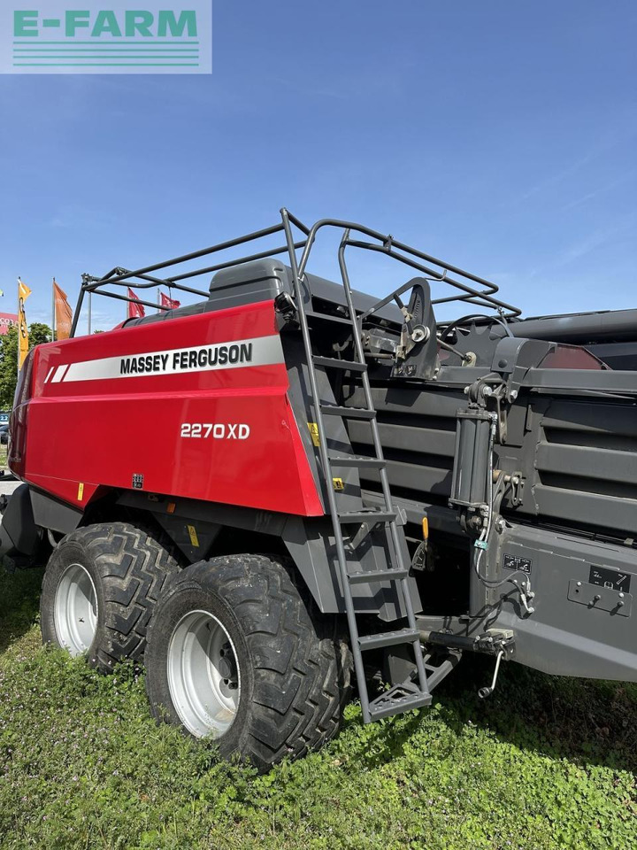 Massey Ferguson quaderballenpresse massey ferguson 2270 xdtc - Firkantpresse: bilde 1 Massey Ferguson quaderballenpresse massey ferguson 2270 xdtc - Firkantpresse: bilde 1