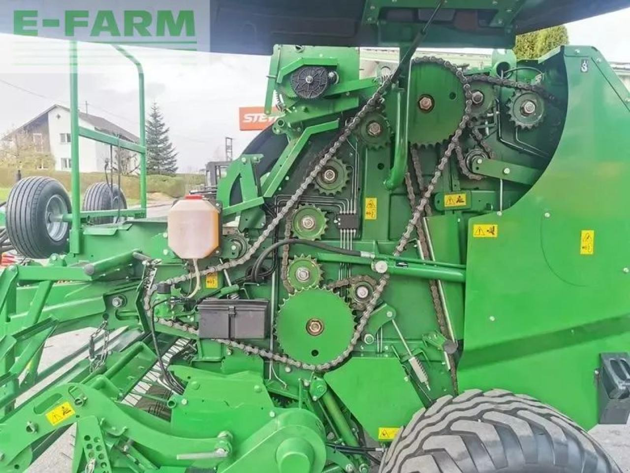 Mc Hale f5500 rundballenpresse - Firkantpresse: bilde 5 Mc Hale f5500 rundballenpresse - Firkantpresse: bilde 5