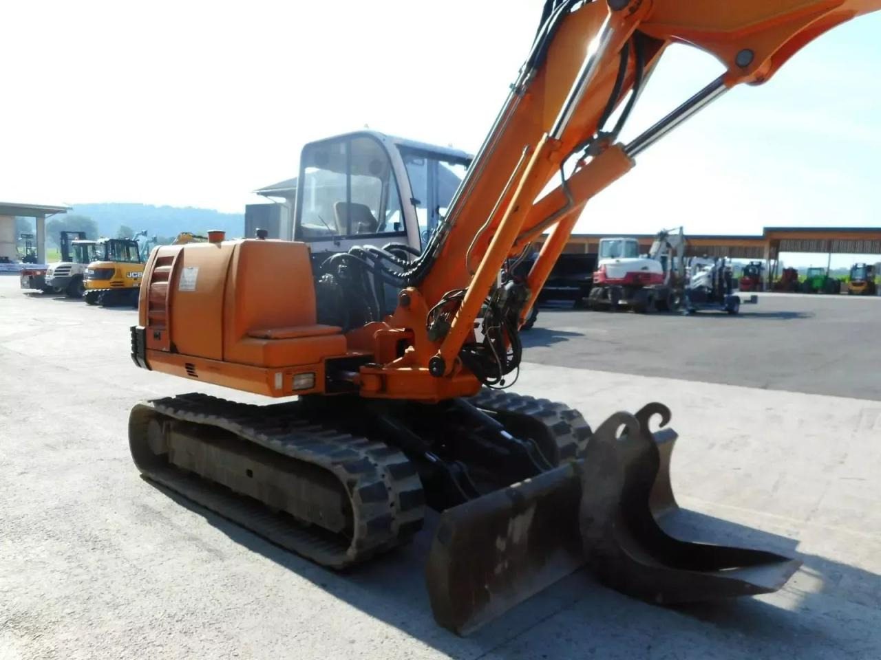 Neuson 8002rd ( 7.900kg ) hydr. sw + verstellausleger - Minigraver: bilde 4 Neuson 8002rd ( 7.900kg ) hydr. sw + verstellausleger - Minigraver: bilde 4