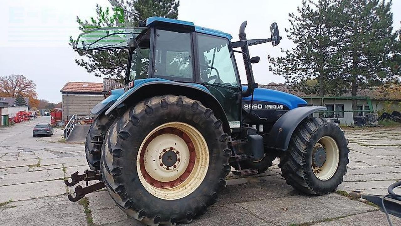 New Holland 8560 - Traktor: bilde 3 New Holland 8560 - Traktor: bilde 3