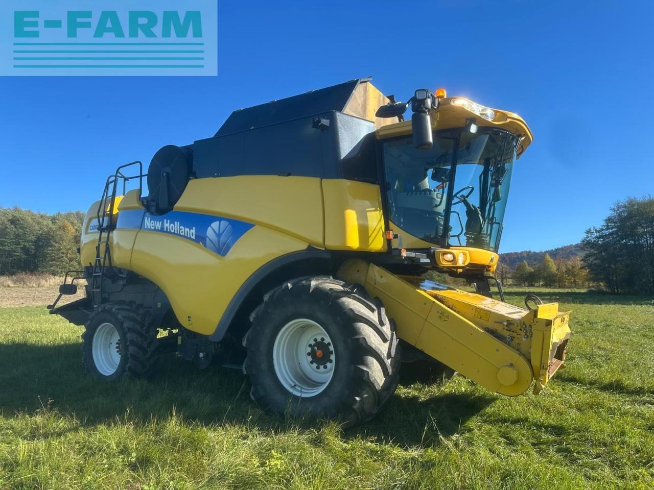 New Holland CX 8080 - Skurtresker: bilde 1 New Holland CX 8080 - Skurtresker: bilde 1