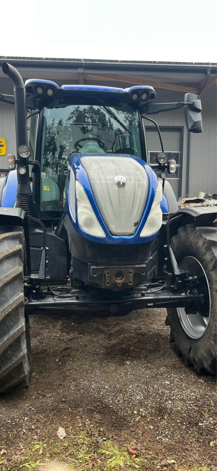 New Holland T6.180 SideWinder II SideWinder II - Traktor: bilde 4 New Holland T6.180 SideWinder II SideWinder II - Traktor: bilde 4