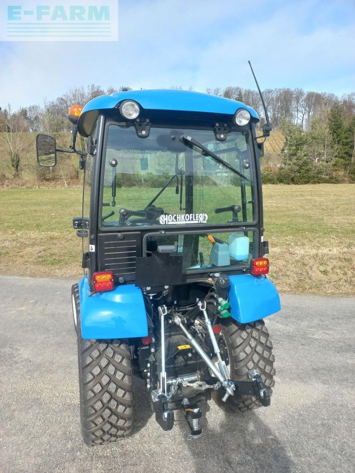 New Holland boomer 25 - Traktor: bilde 2 New Holland boomer 25 - Traktor: bilde 2