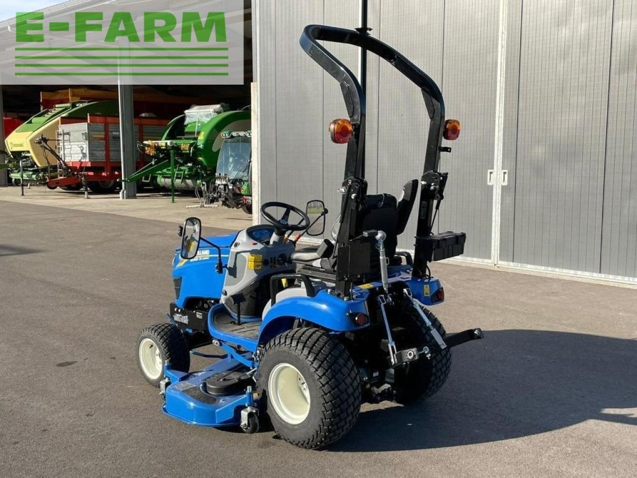 New Holland boomer 25 compact - Traktor: bilde 3 New Holland boomer 25 compact - Traktor: bilde 3