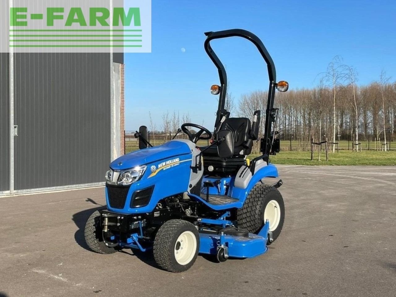 New Holland boomer 25 compact - Traktor: bilde 1 New Holland boomer 25 compact - Traktor: bilde 1