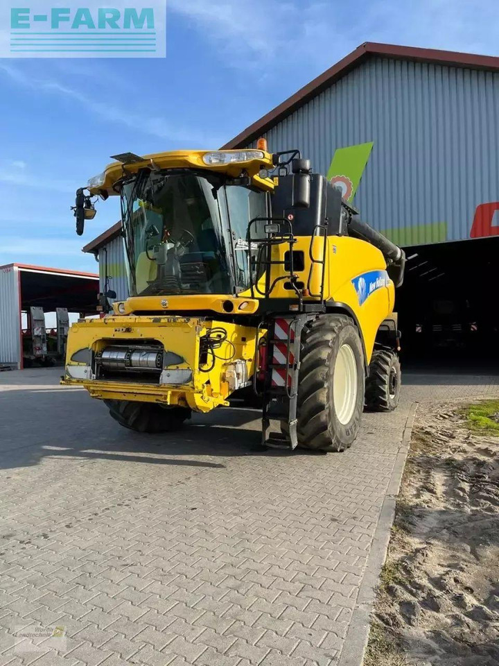 New Holland cr 9070 - Skurtresker: bilde 1 New Holland cr 9070 - Skurtresker: bilde 1