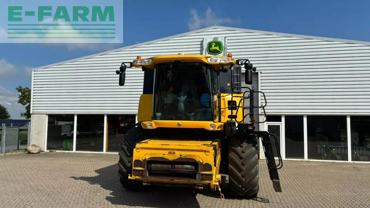 New Holland cr9090 cr9090 - Skurtresker: bilde 2 New Holland cr9090 cr9090 - Skurtresker: bilde 2