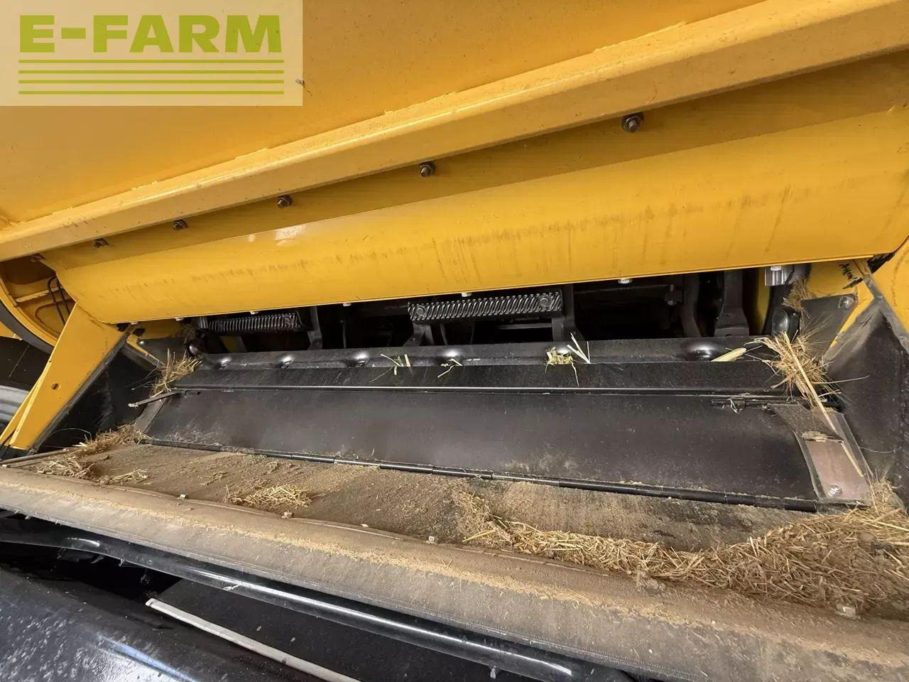 Skurtresker New Holland cx 8.70: bilde 10