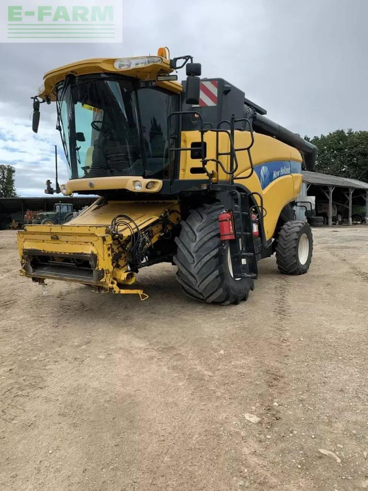 New Holland cx 880 hd - Skurtresker: bilde 2 New Holland cx 880 hd - Skurtresker: bilde 2