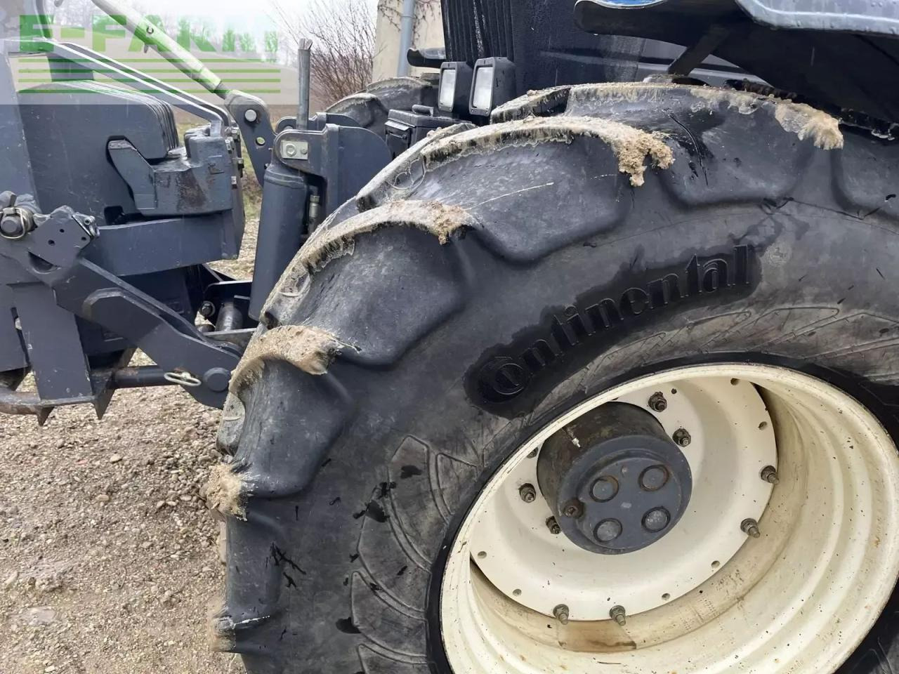 New Holland g 210 / 8870 - Traktor: bilde 4 New Holland g 210 / 8870 - Traktor: bilde 4