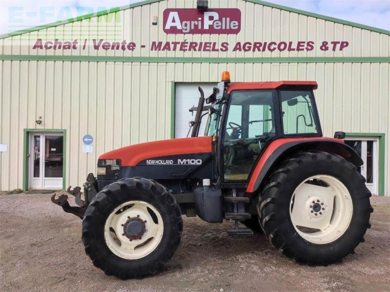 New Holland m100 - Traktor: bilde 1 New Holland m100 - Traktor: bilde 1