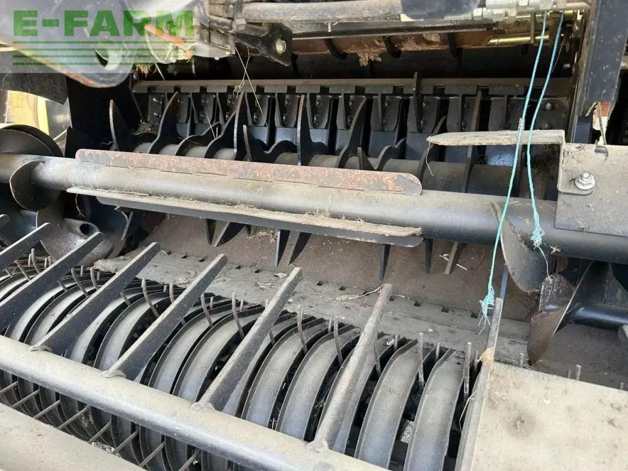 New Holland roll-belt180 - Firkantpresse: bilde 5 New Holland roll-belt180 - Firkantpresse: bilde 5