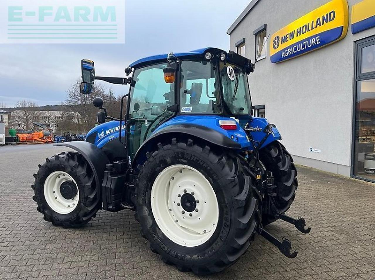 New Holland t 5.95 dc - Traktor: bilde 3 New Holland t 5.95 dc - Traktor: bilde 3