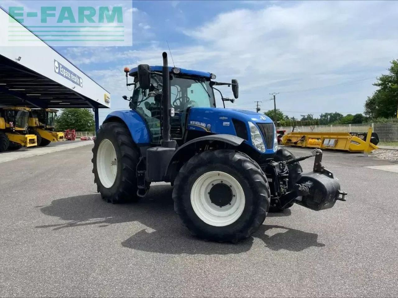 New Holland t 7.235 - Traktor: bilde 3 New Holland t 7.235 - Traktor: bilde 3