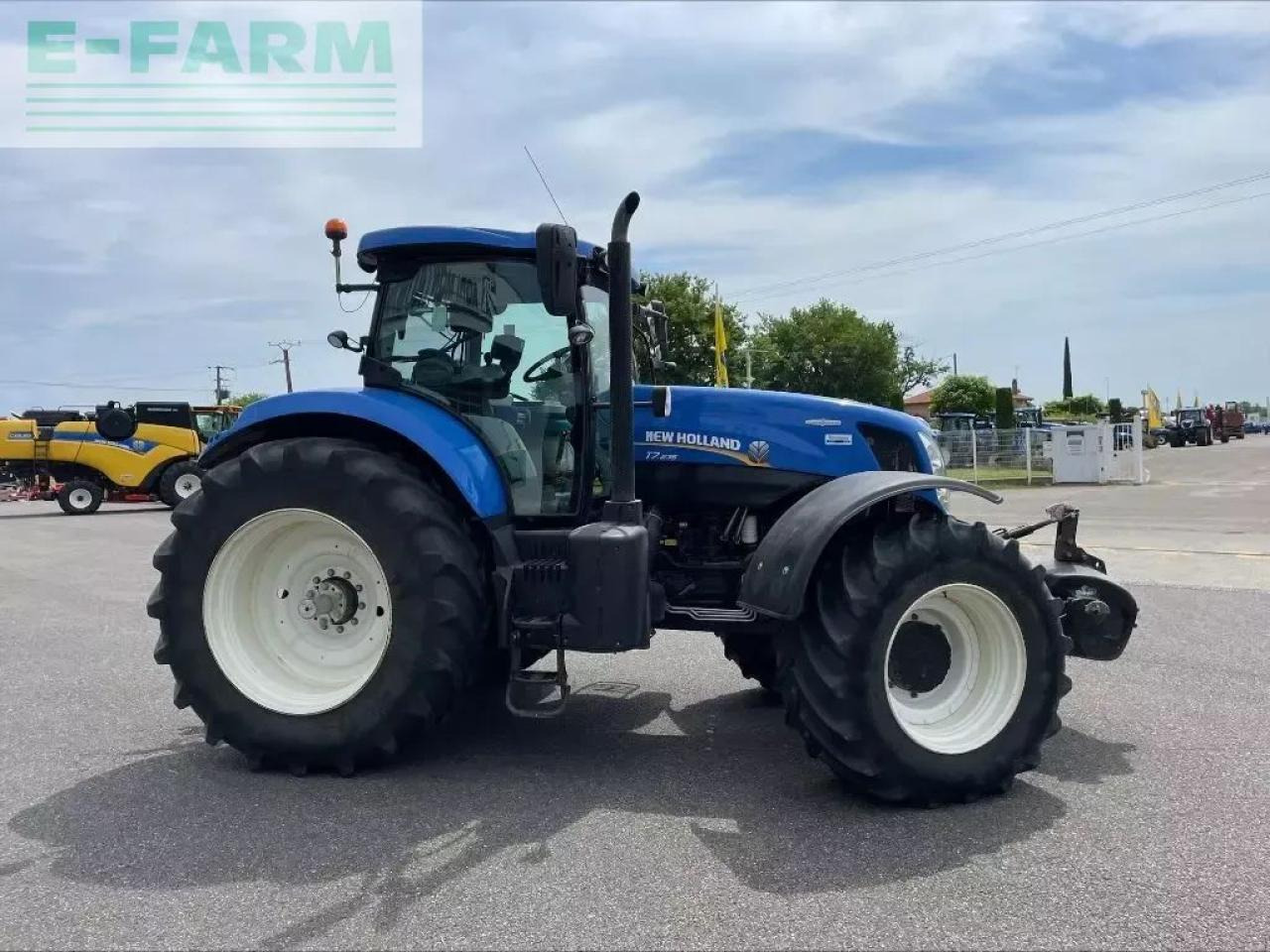 New Holland t 7.235 - Traktor: bilde 5 New Holland t 7.235 - Traktor: bilde 5