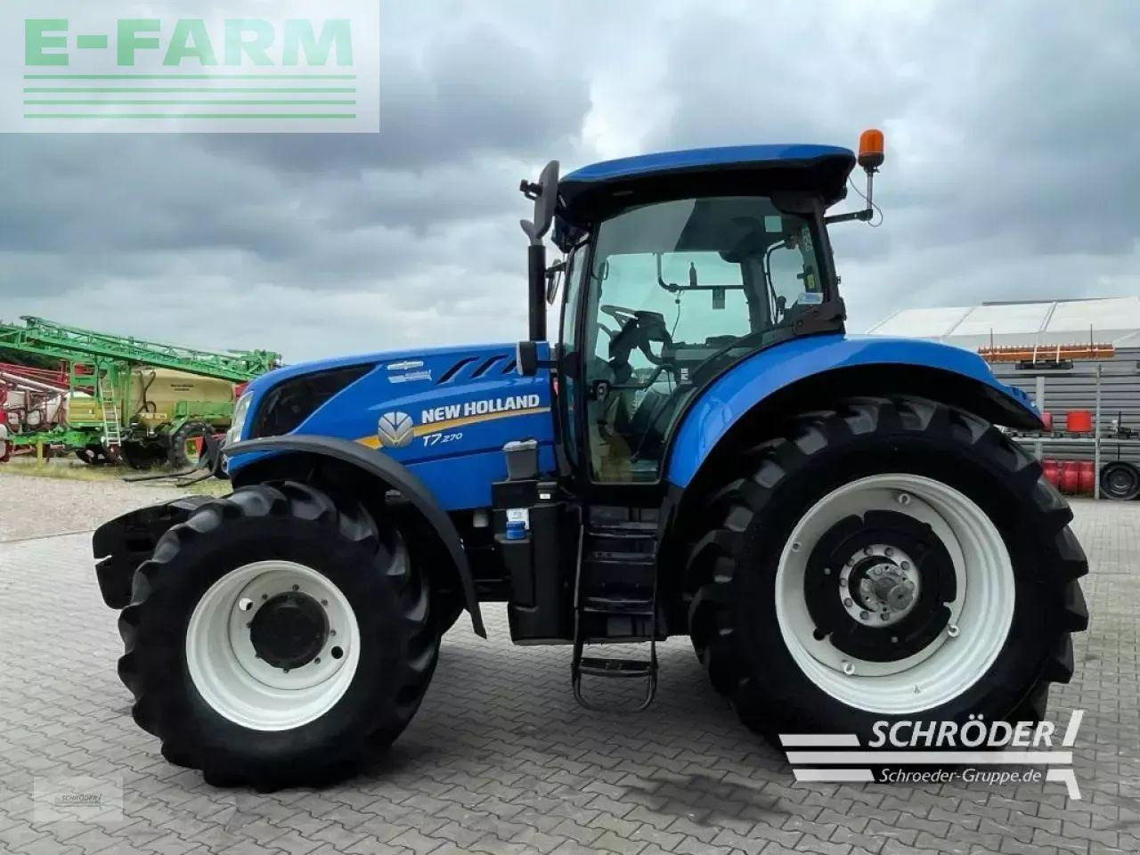 New Holland t 7.270 autocommand - Traktor: bilde 4 New Holland t 7.270 autocommand - Traktor: bilde 4