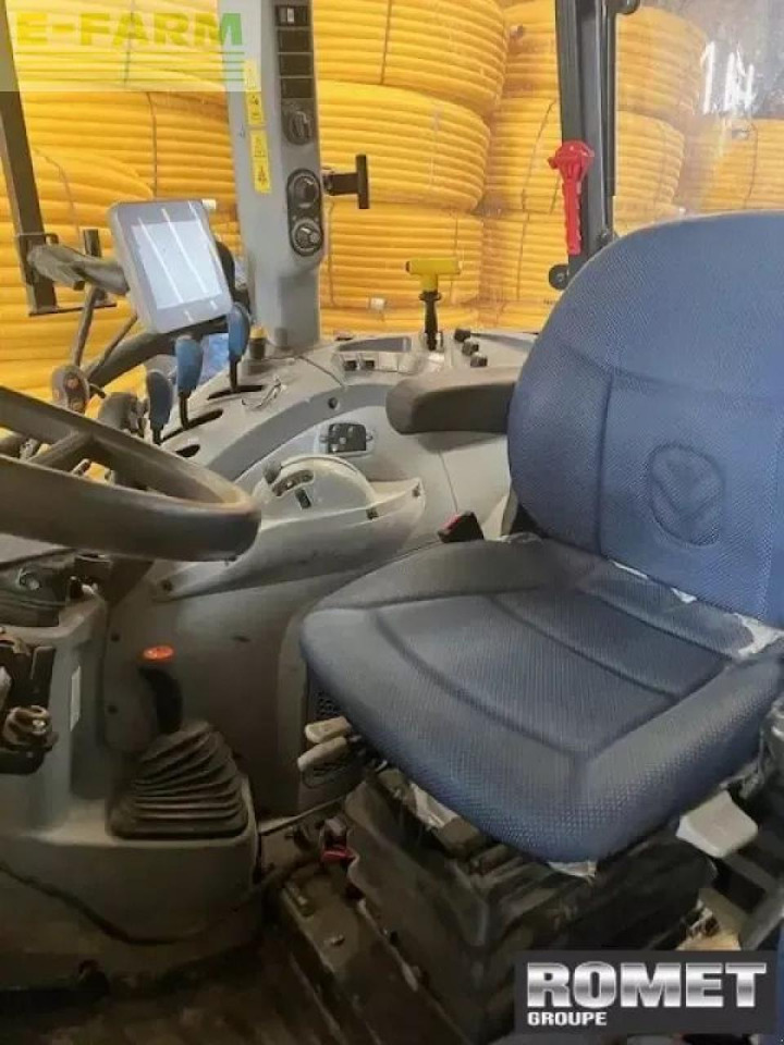 New Holland t5.105 - Traktor: bilde 2 New Holland t5.105 - Traktor: bilde 2