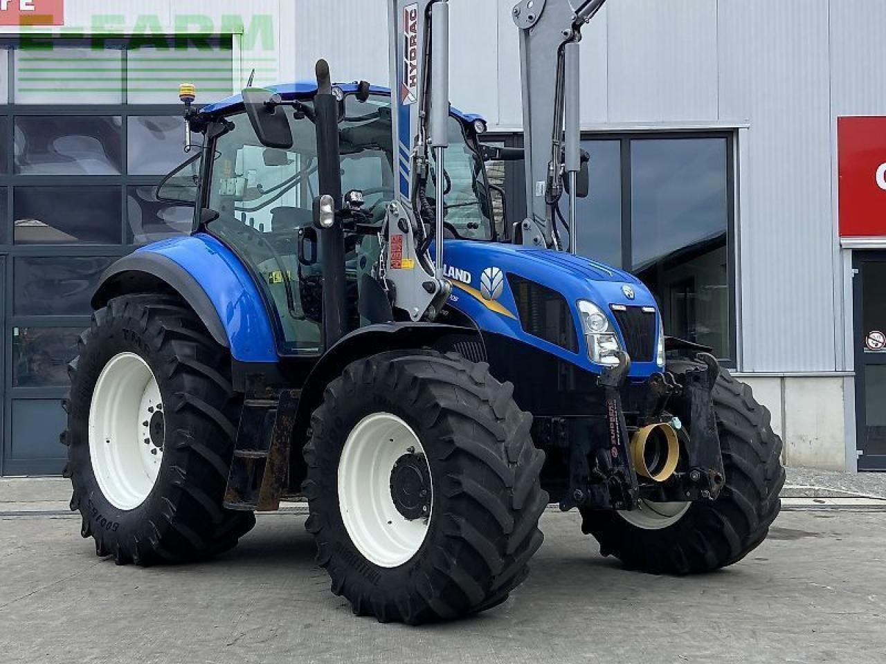 New Holland t5.105 electro command - Traktor: bilde 1 New Holland t5.105 electro command - Traktor: bilde 1