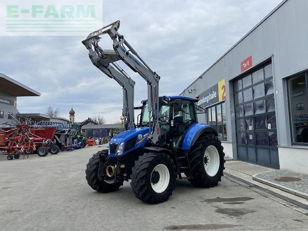 New Holland t5.105 electro command - Traktor: bilde 5 New Holland t5.105 electro command - Traktor: bilde 5