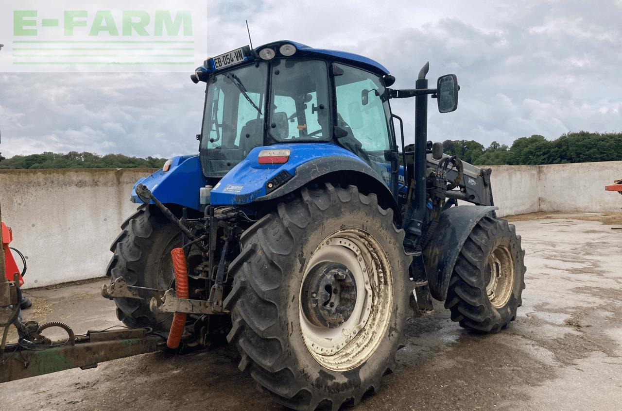 New Holland t5.115 - Traktor: bilde 2 New Holland t5.115 - Traktor: bilde 2