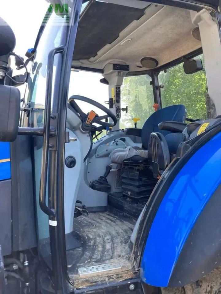 New Holland t5.115 dual command - Traktor: bilde 5 New Holland t5.115 dual command - Traktor: bilde 5