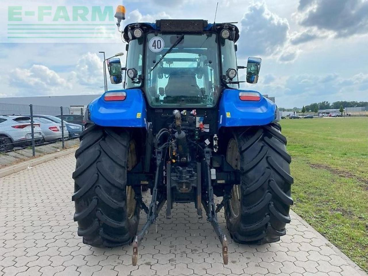 New Holland t5.120 electro command - Traktor: bilde 5 New Holland t5.120 electro command - Traktor: bilde 5