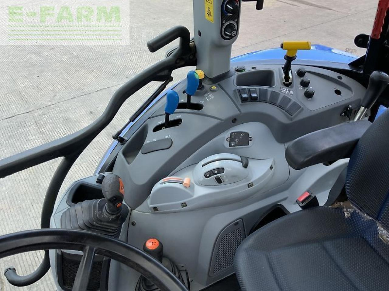 Traktor New Holland t5.95 tractor (st23758): bilde 15