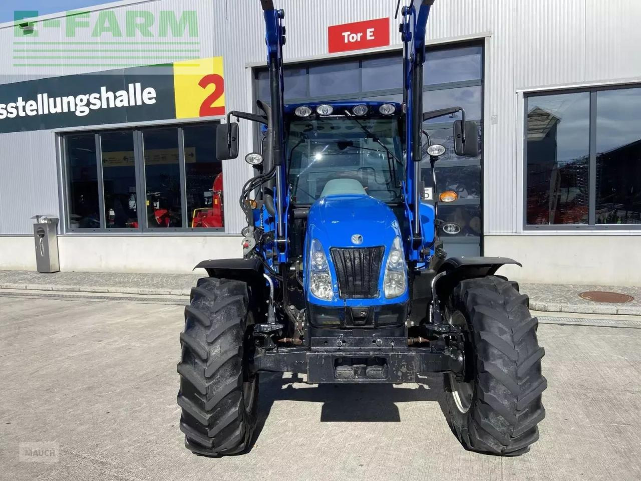 New Holland t5030 - Traktor: bilde 2 New Holland t5030 - Traktor: bilde 2
