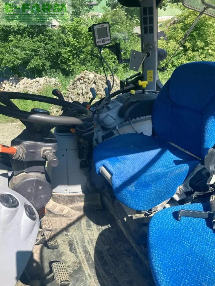 New Holland t6.140 dualcommand - Traktor: bilde 4 New Holland t6.140 dualcommand - Traktor: bilde 4