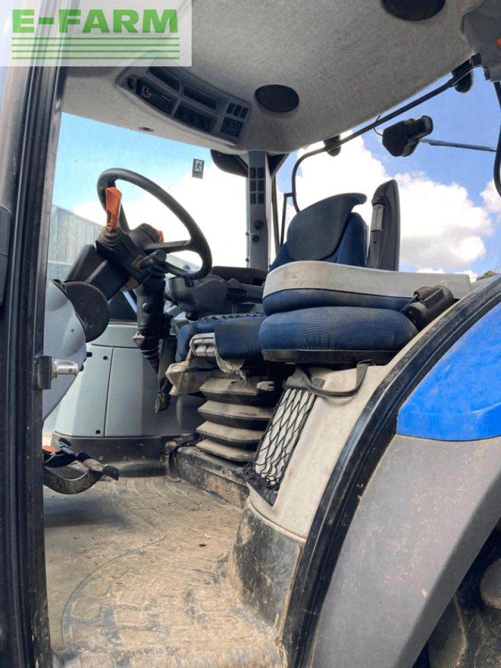 New Holland t6.155 electro command - Traktor: bilde 4 New Holland t6.155 electro command - Traktor: bilde 4