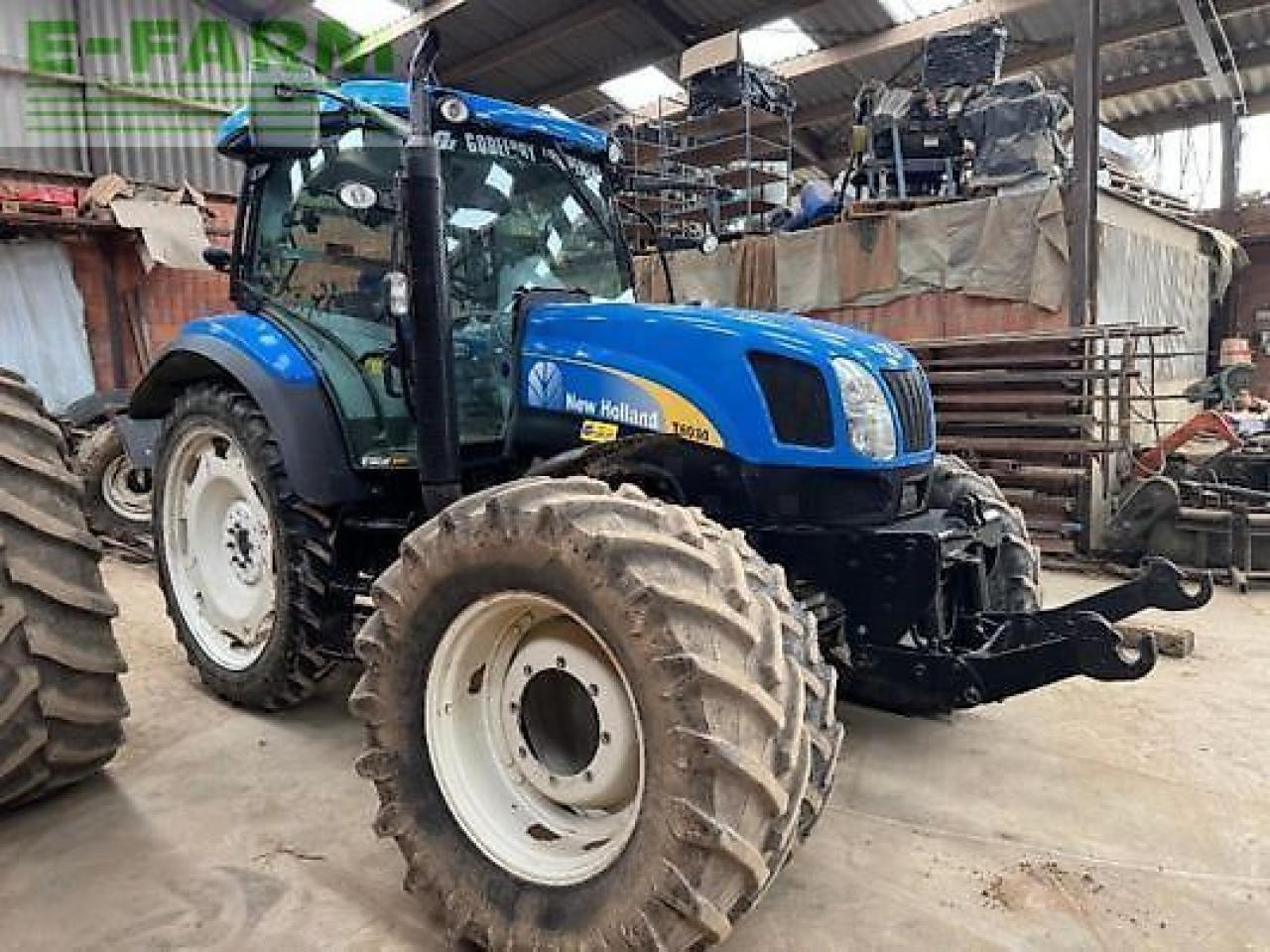 New Holland t6030 - Traktor: bilde 2 New Holland t6030 - Traktor: bilde 2