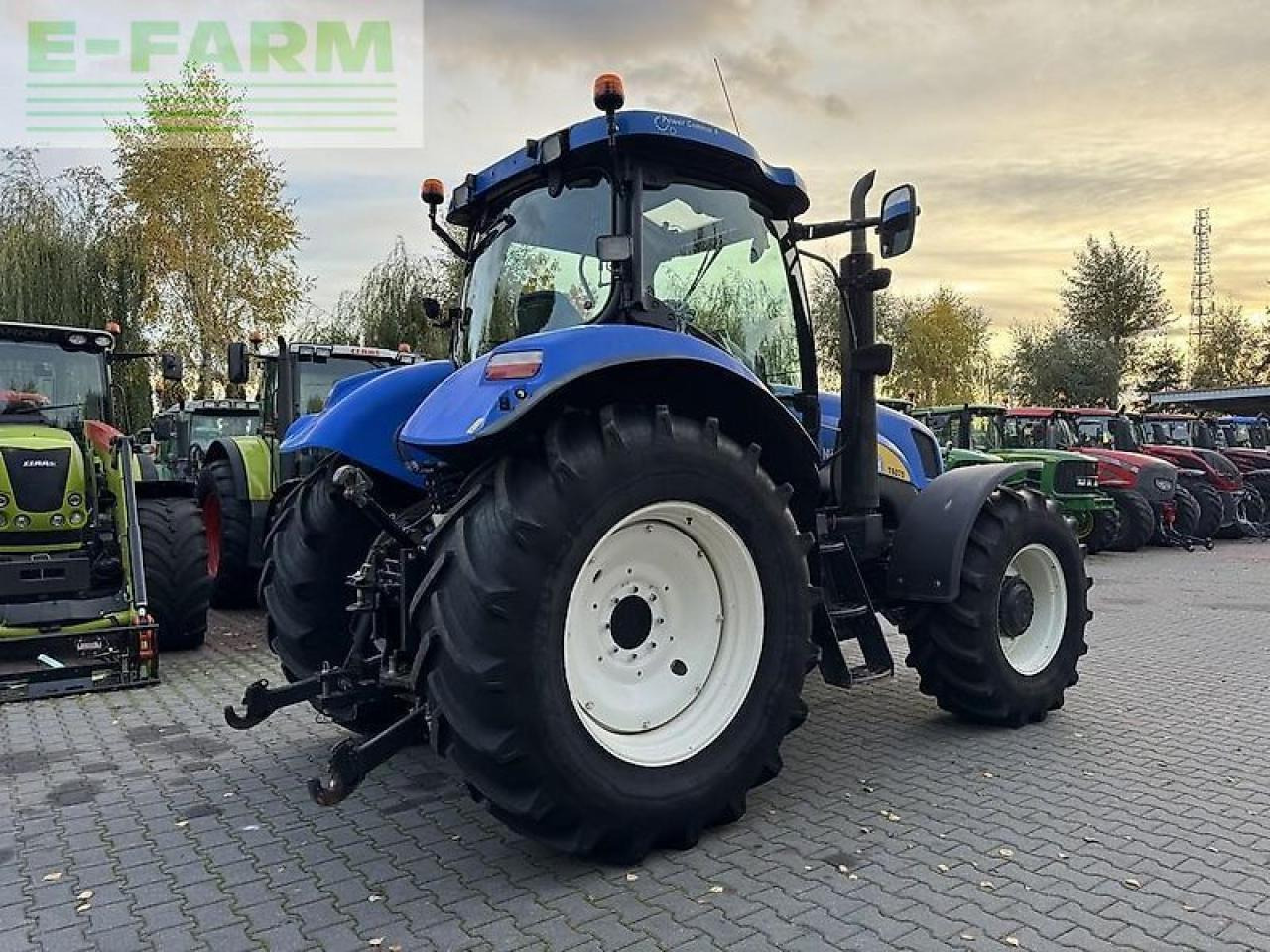 New Holland t6070 powercommand - Traktor: bilde 5 New Holland t6070 powercommand - Traktor: bilde 5