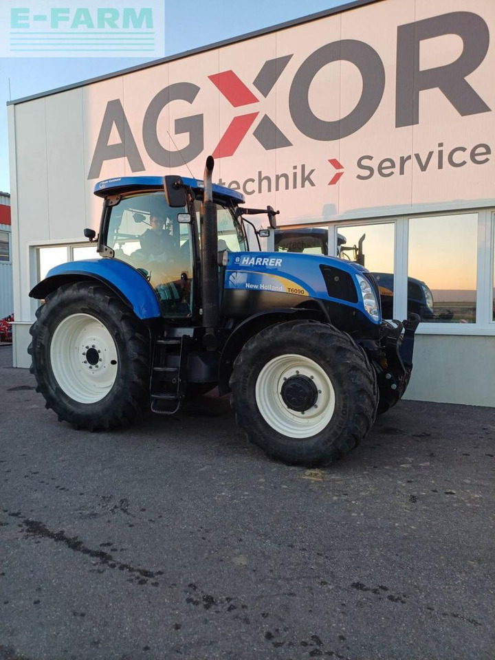 New Holland t6090 range & power command - Traktor: bilde 4 New Holland t6090 range & power command - Traktor: bilde 4