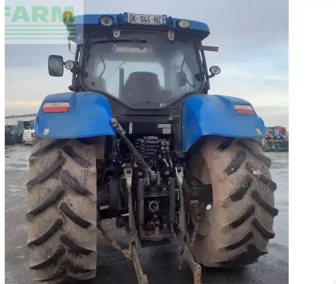 New Holland t7.200 r c clas. - Traktor: bilde 4 New Holland t7.200 r c clas. - Traktor: bilde 4