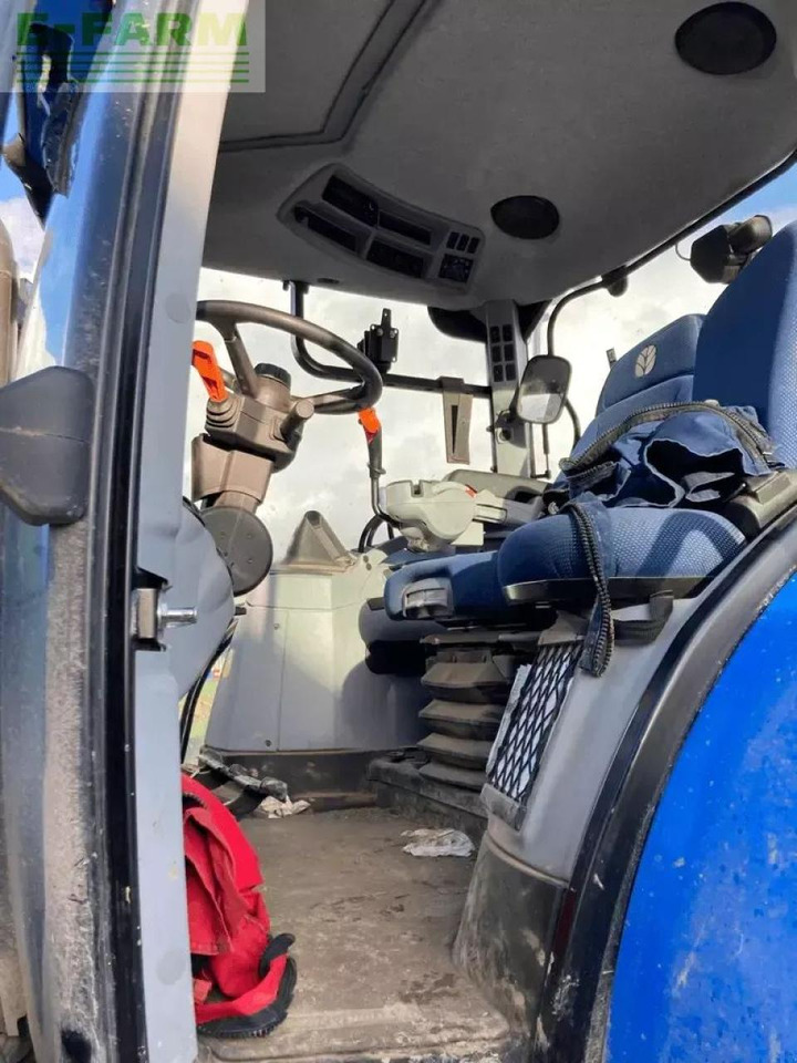 New Holland t7.210 rc s5 - Traktor: bilde 5 New Holland t7.210 rc s5 - Traktor: bilde 5