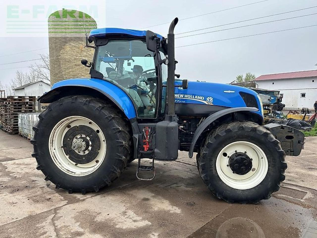 New Holland t7.270 - Traktor: bilde 4 New Holland t7.270 - Traktor: bilde 4