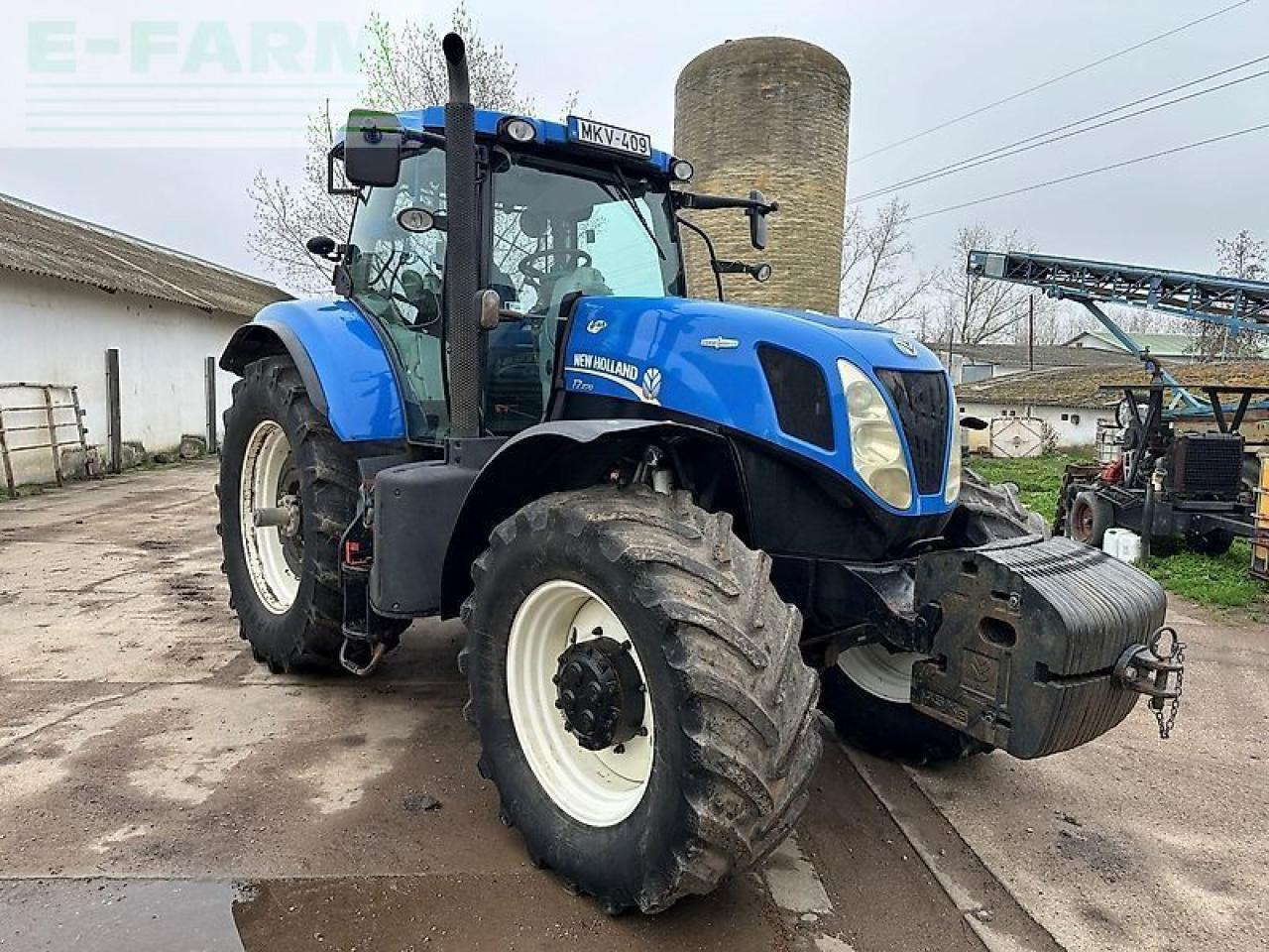 New Holland t7.270 - Traktor: bilde 3 New Holland t7.270 - Traktor: bilde 3
