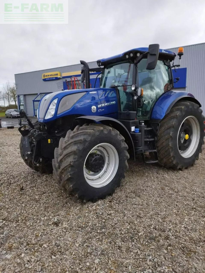 New Holland t7 270 ac - Traktor: bilde 2 New Holland t7 270 ac - Traktor: bilde 2