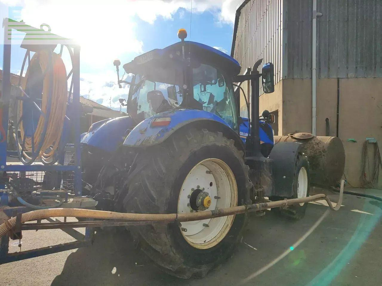 New Holland t7.270 ac - Traktor: bilde 4 New Holland t7.270 ac - Traktor: bilde 4