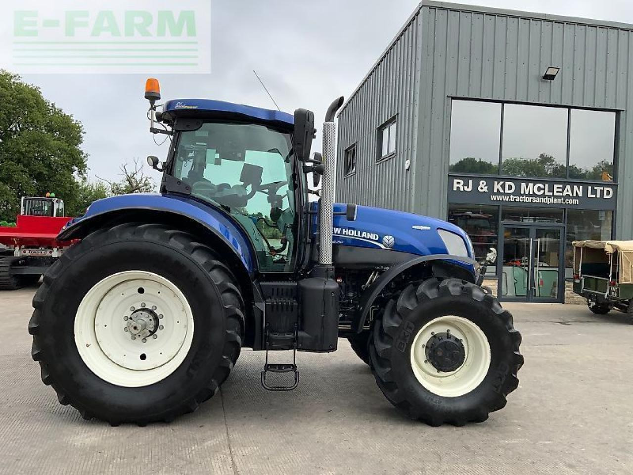 New Holland t7.270 blue power tractor (st23715) - Traktor: bilde 1 New Holland t7.270 blue power tractor (st23715) - Traktor: bilde 1