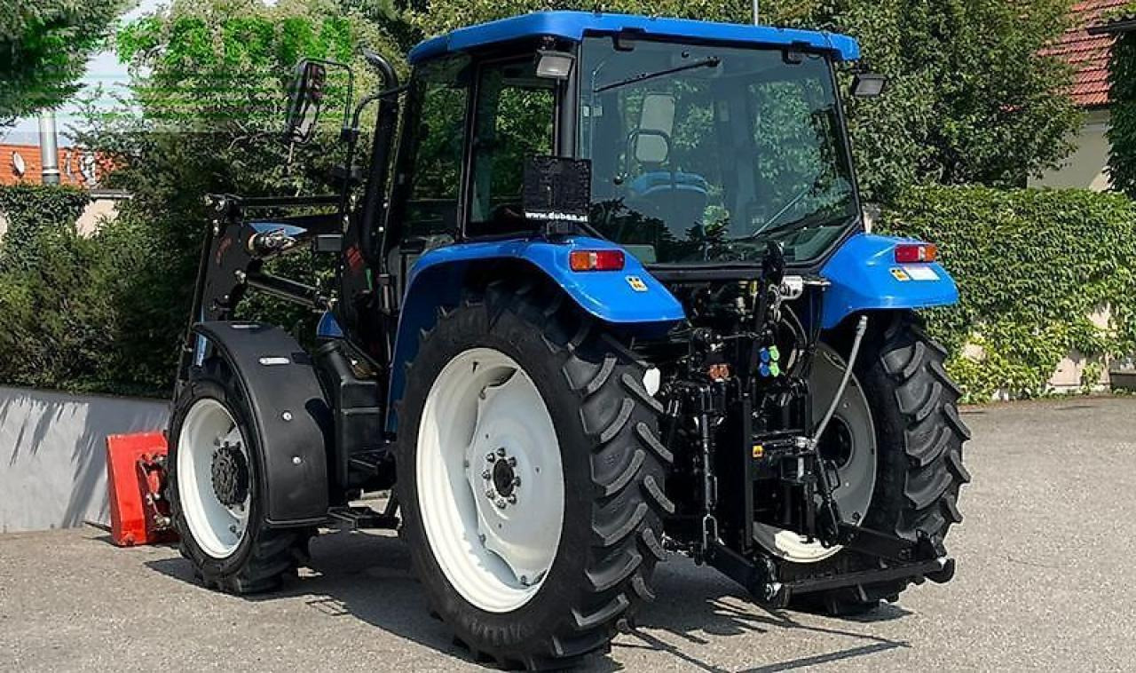 Traktor New Holland tl100 (4wd): bilde 9 Traktor New Holland tl100 (4wd): bilde 9
