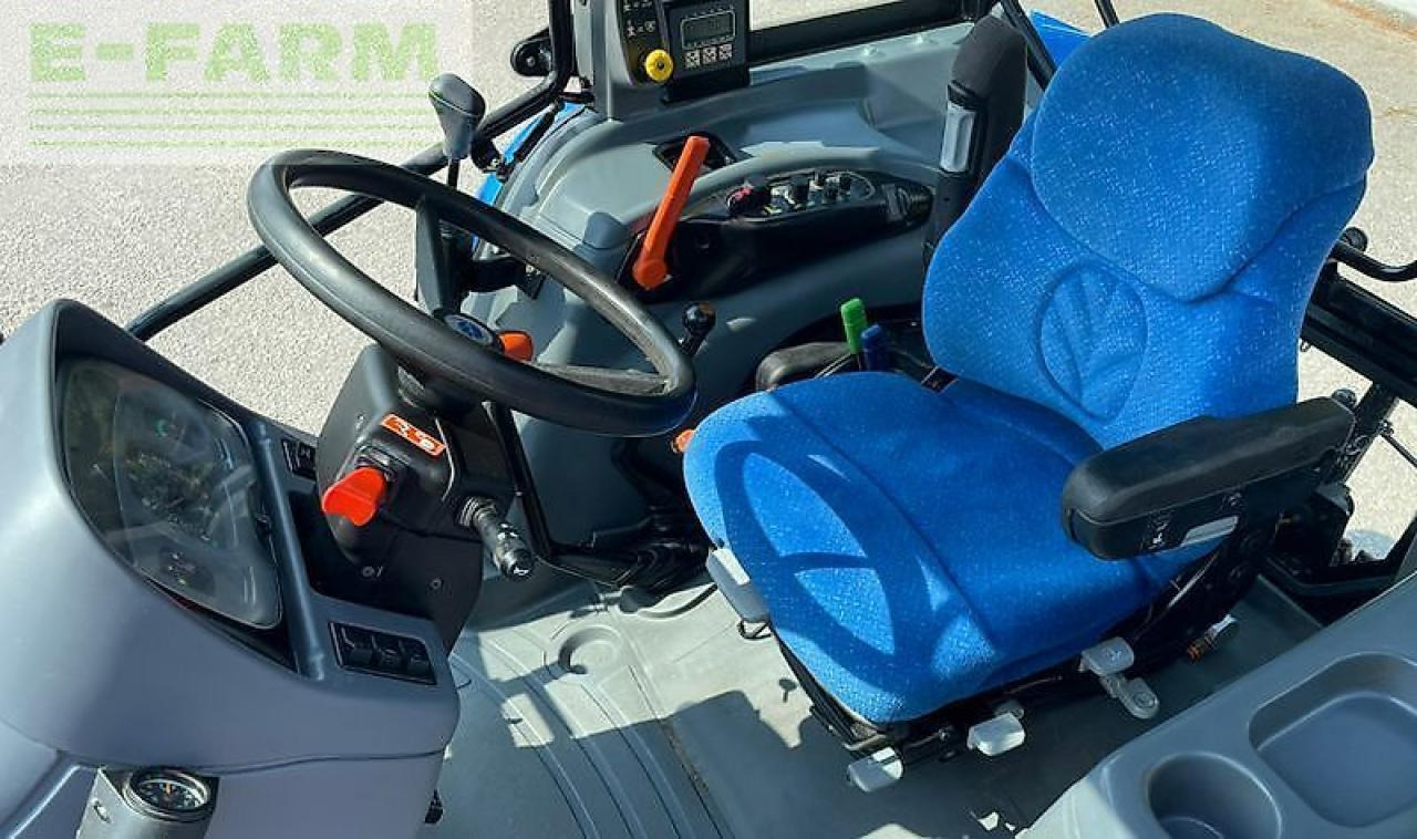 Traktor New Holland tl100 (4wd): bilde 11 Traktor New Holland tl100 (4wd): bilde 11