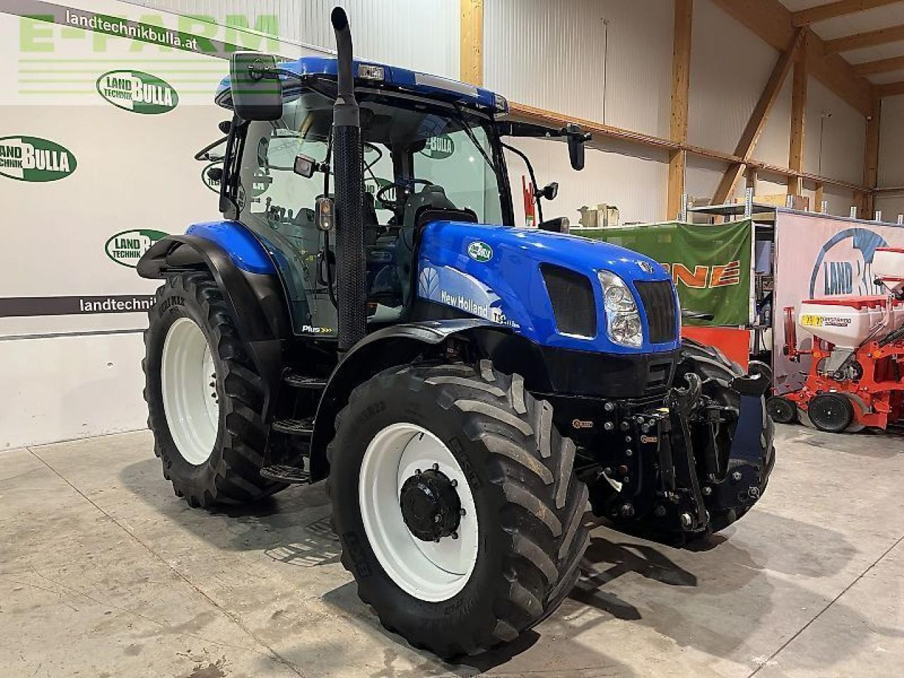 New Holland ts 115 - Traktor: bilde 4 New Holland ts 115 - Traktor: bilde 4