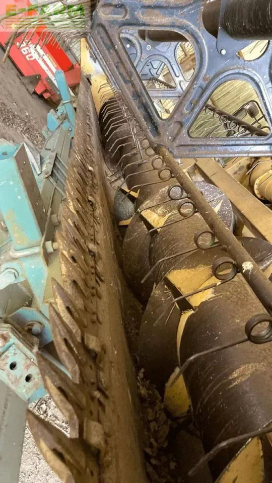 New Holland tx 67 - Skurtresker: bilde 4 New Holland tx 67 - Skurtresker: bilde 4
